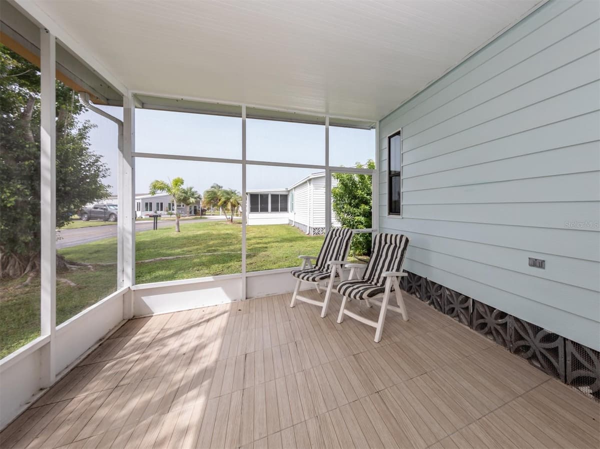 628 LA JOLLA CIRCLE — photo 8 of 24