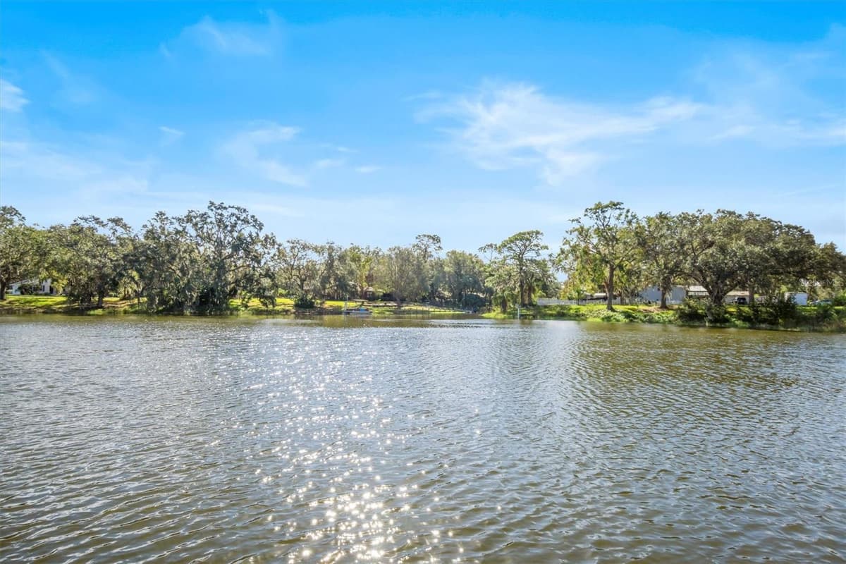 3364 MARINA PARKWAY — photo 27 of 56