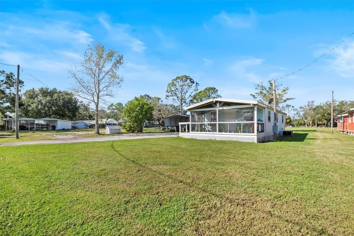 3364 MARINA PARKWAY — photo 2 of 56
