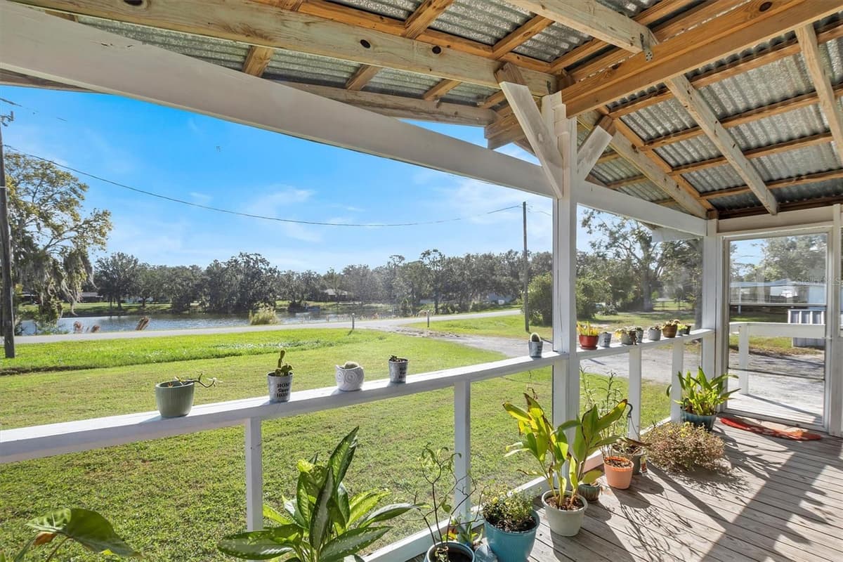 3364 MARINA PARKWAY — photo 30 of 56
