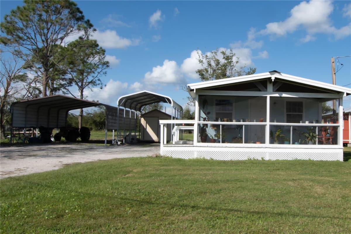 3364 MARINA PARKWAY — photo 3 of 56