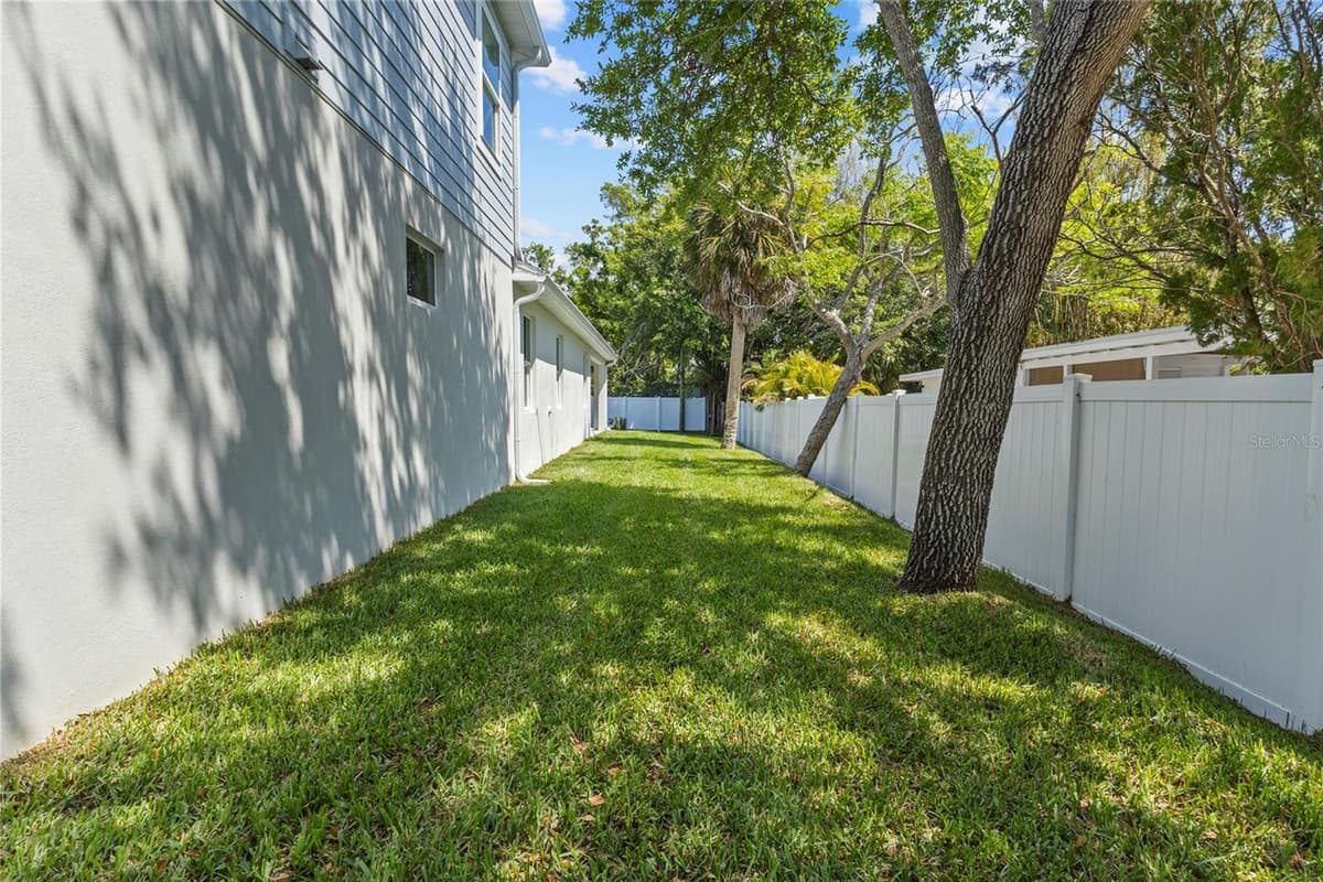 217 SHADE AVENUE — photo 54 of 61
