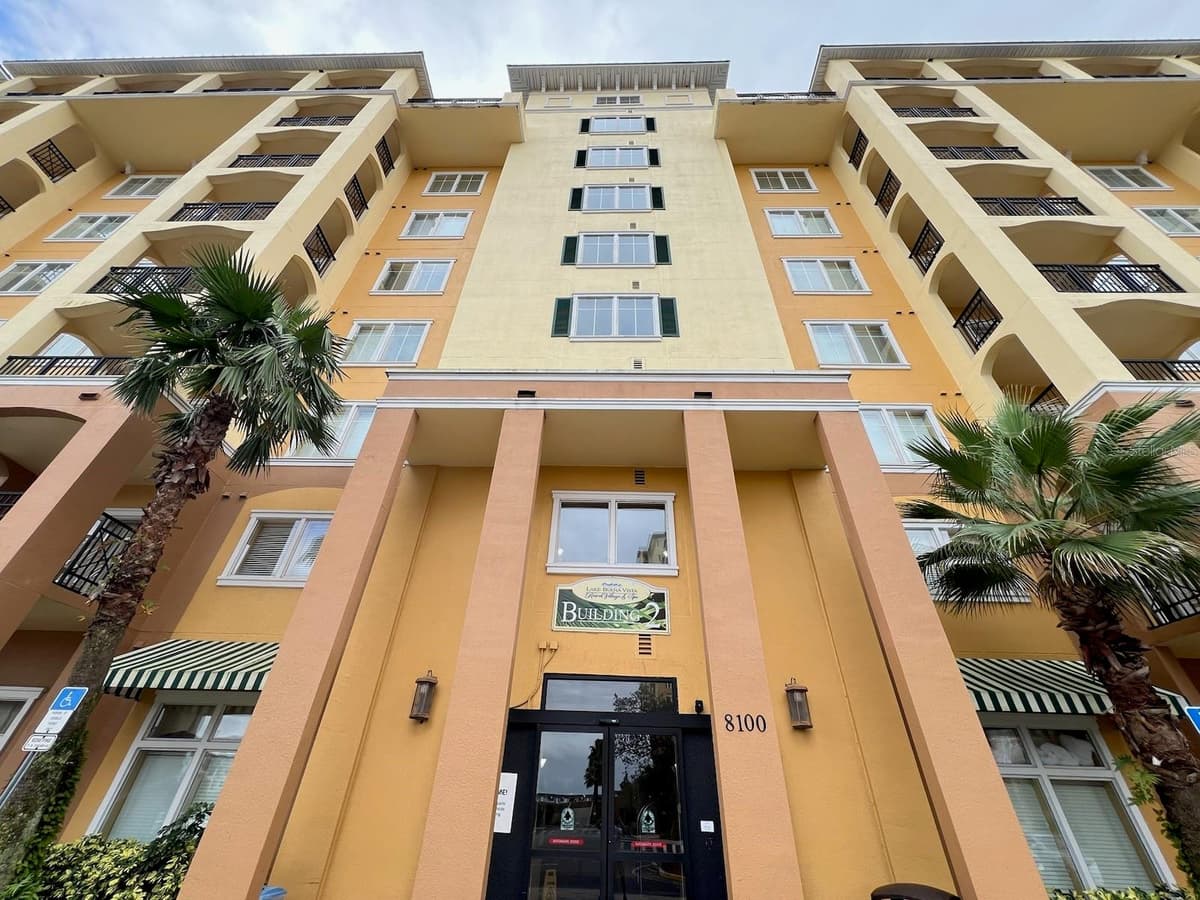 8000 POINCIANA BOULEVARD — photo 1 of 33