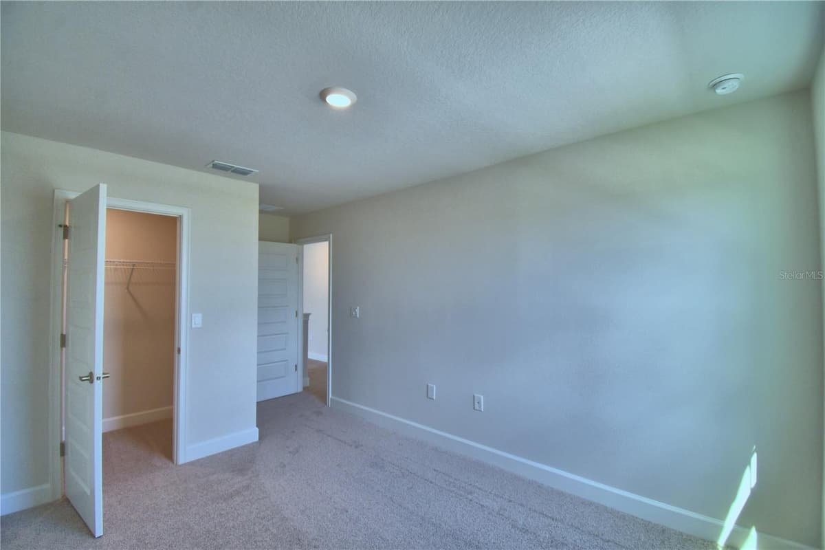 4694 GRANDVIEW GLEN DRIVE — photo 36 of 71
