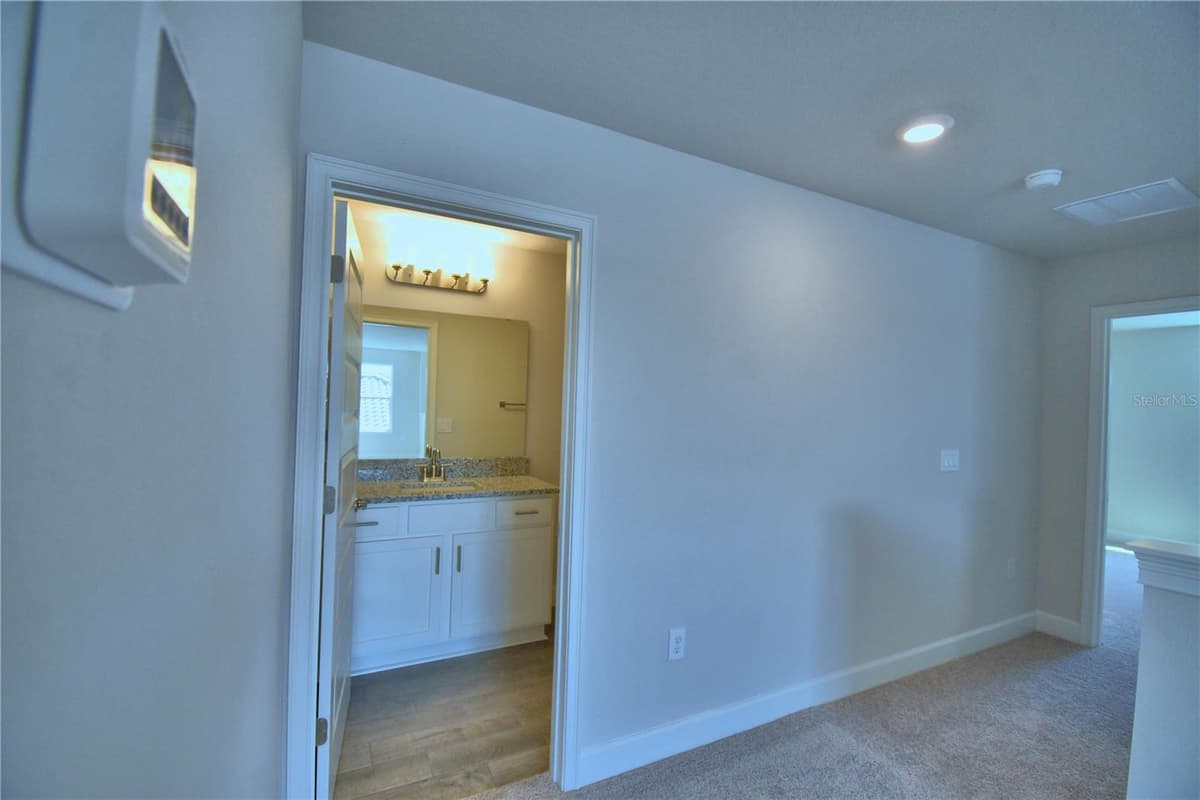 4694 GRANDVIEW GLEN DRIVE — photo 22 of 71
