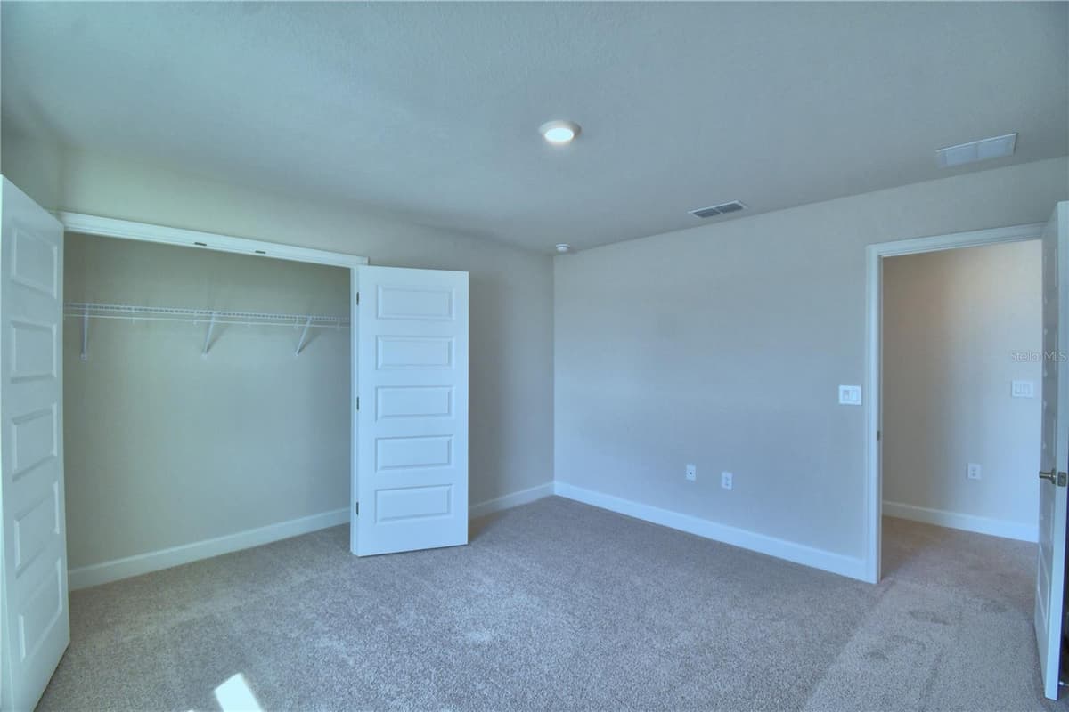 4694 GRANDVIEW GLEN DRIVE — photo 26 of 71