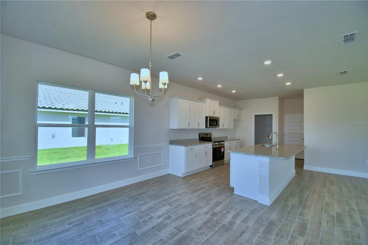 4694 GRANDVIEW GLEN DRIVE — photo 16 of 71