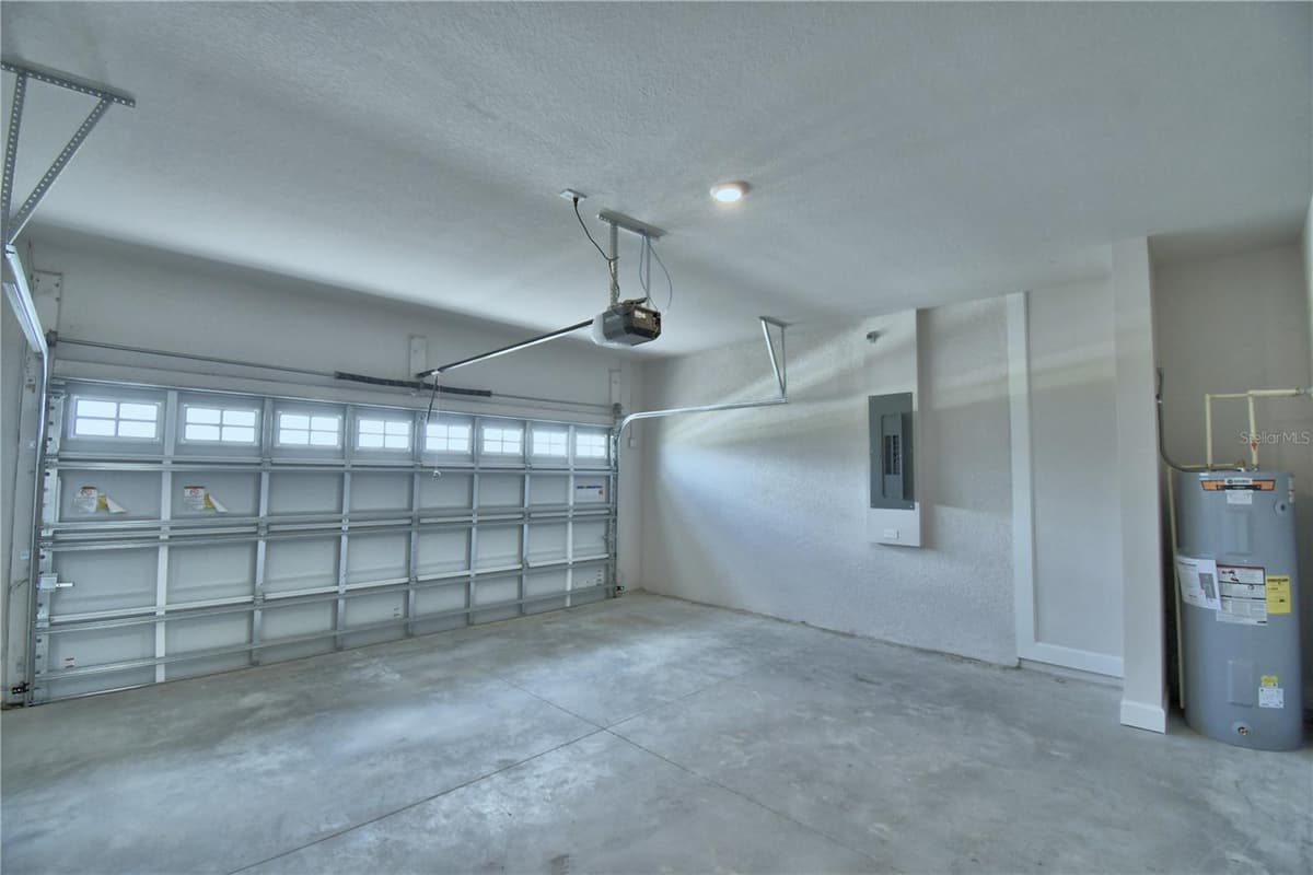 4694 GRANDVIEW GLEN DRIVE — photo 10 of 71