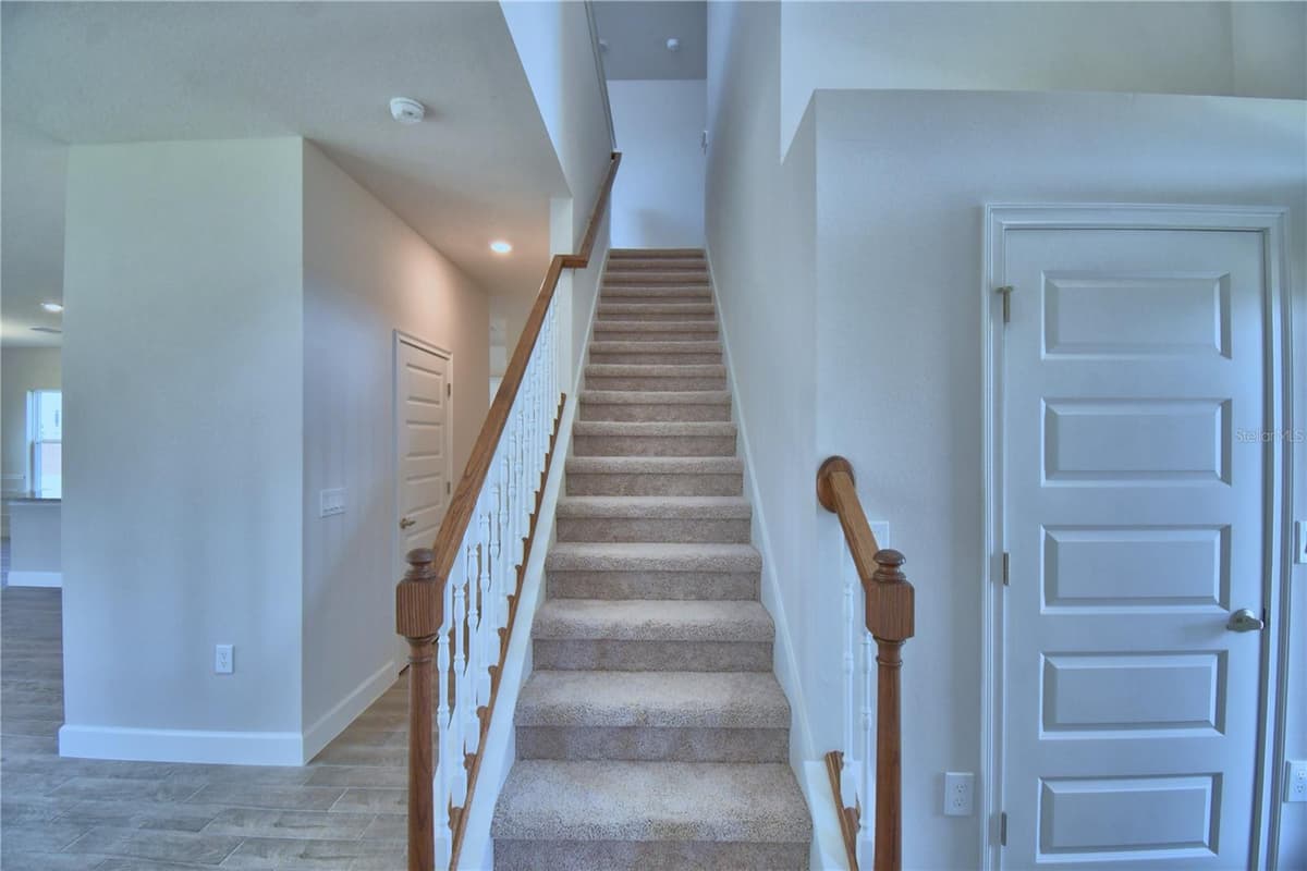 4694 GRANDVIEW GLEN DRIVE — photo 19 of 71