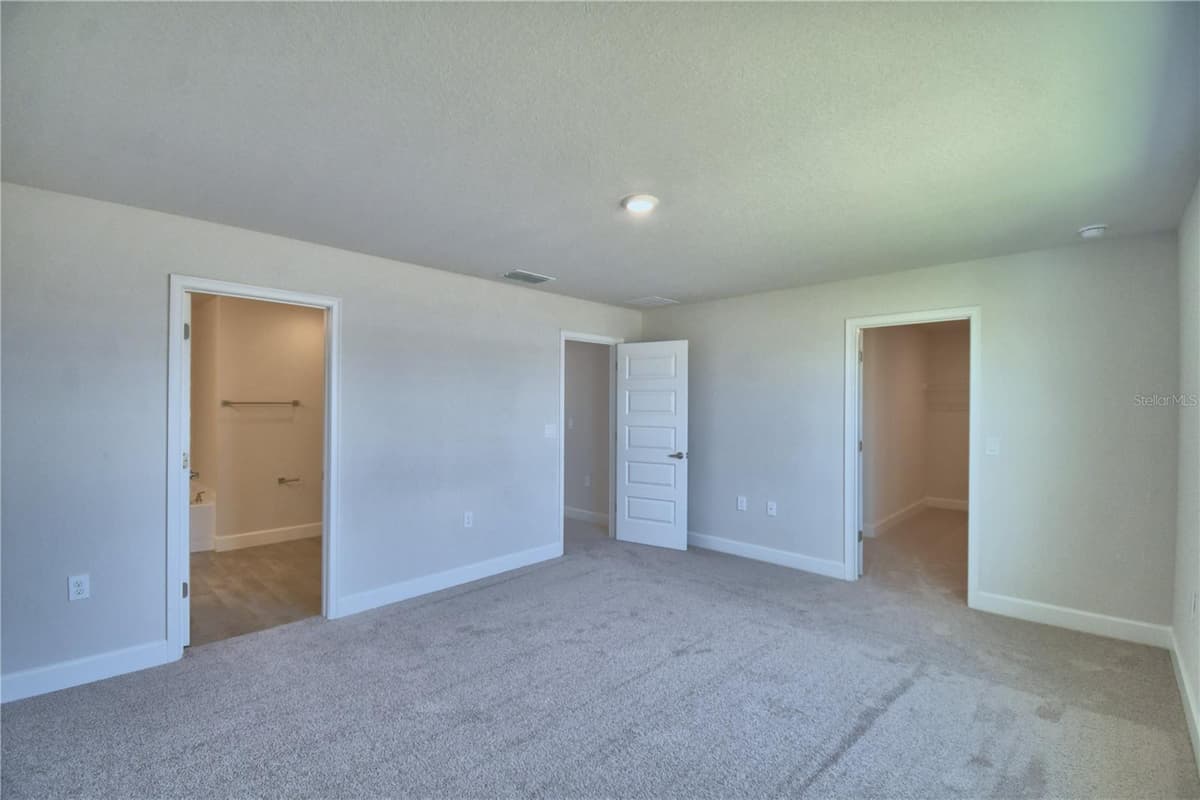 4694 GRANDVIEW GLEN DRIVE — photo 28 of 71