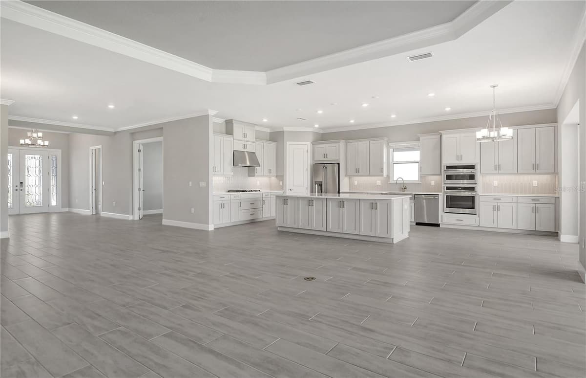 15625 SAN LAZZARO AVENUE — photo 15 of 100