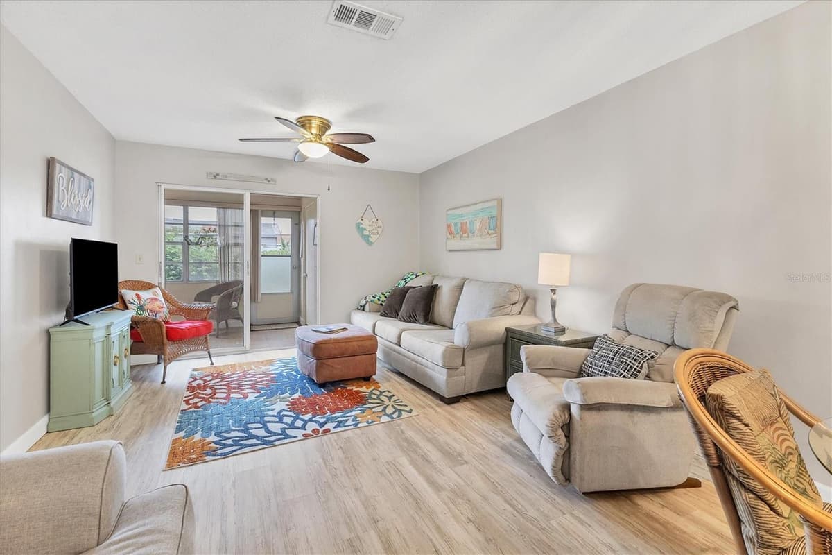 4803 PARK ACRES DRIVE — photo 10 of 33