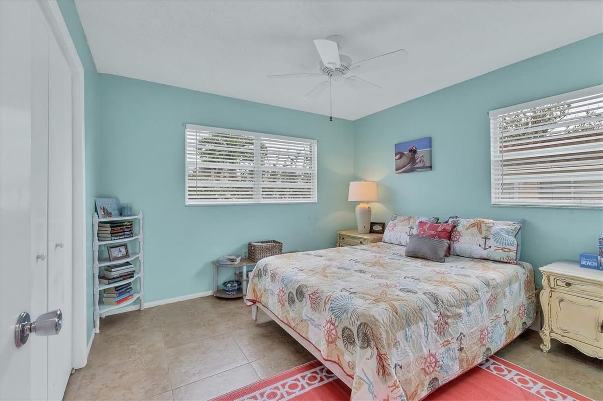 4803 PARK ACRES DRIVE — photo 20 of 33