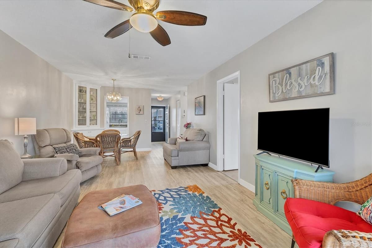 4803 PARK ACRES DRIVE — photo 8 of 33