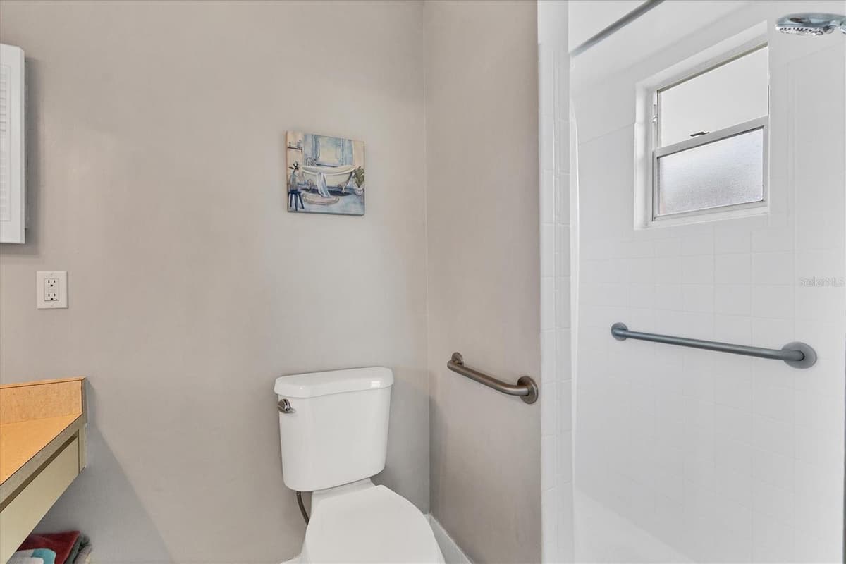 4803 PARK ACRES DRIVE — photo 19 of 33