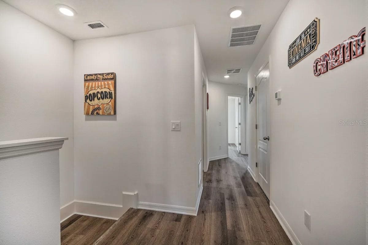 709 BENOI DRIVE — photo 6 of 20