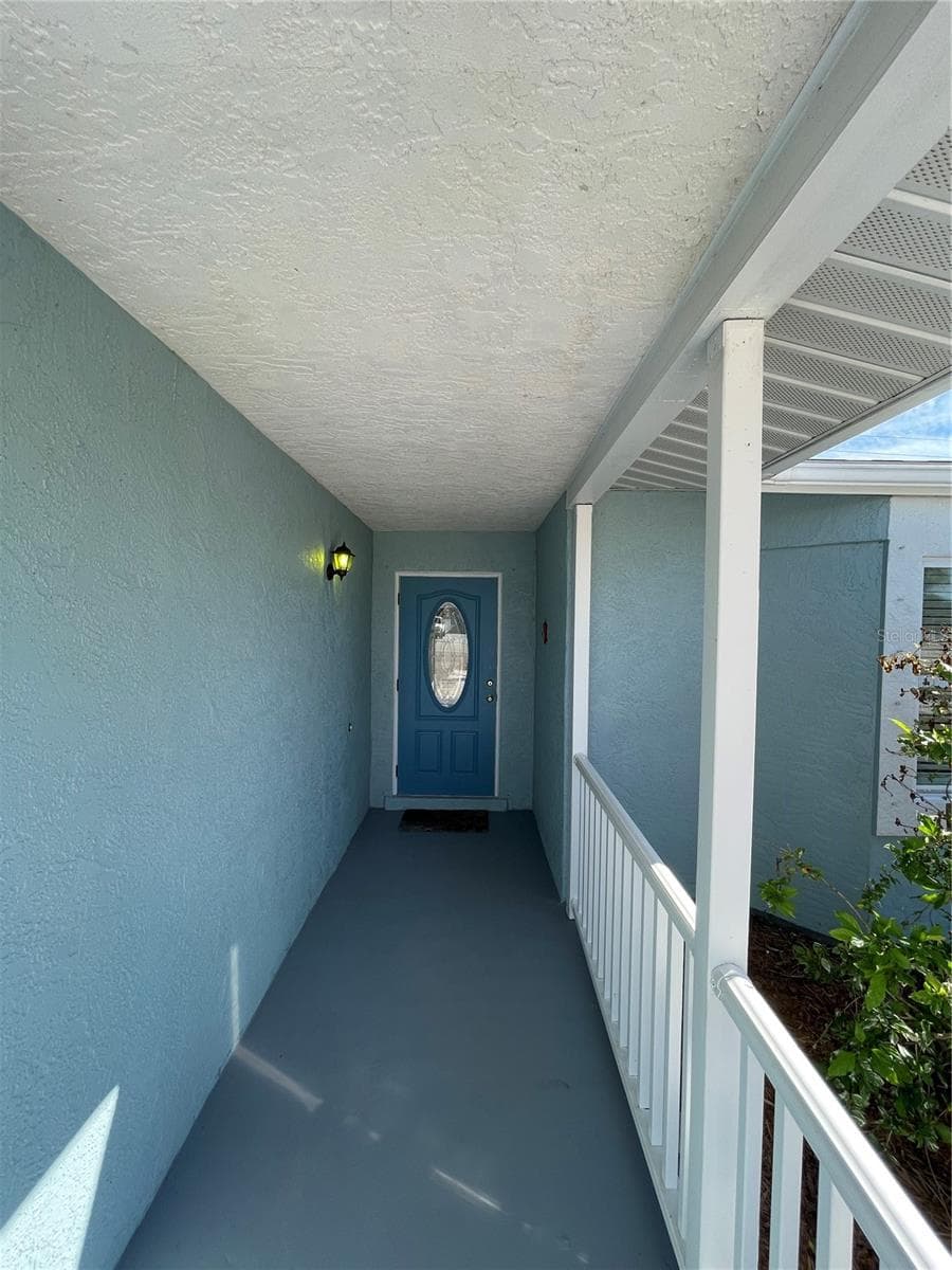 9 ANNAPOLIS LANE — photo 4 of 22