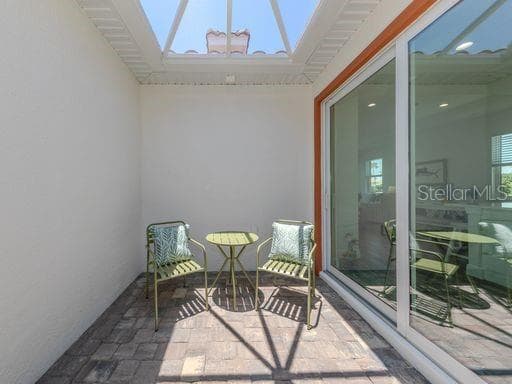 124 CLIFTON WAY — photo 5 of 18