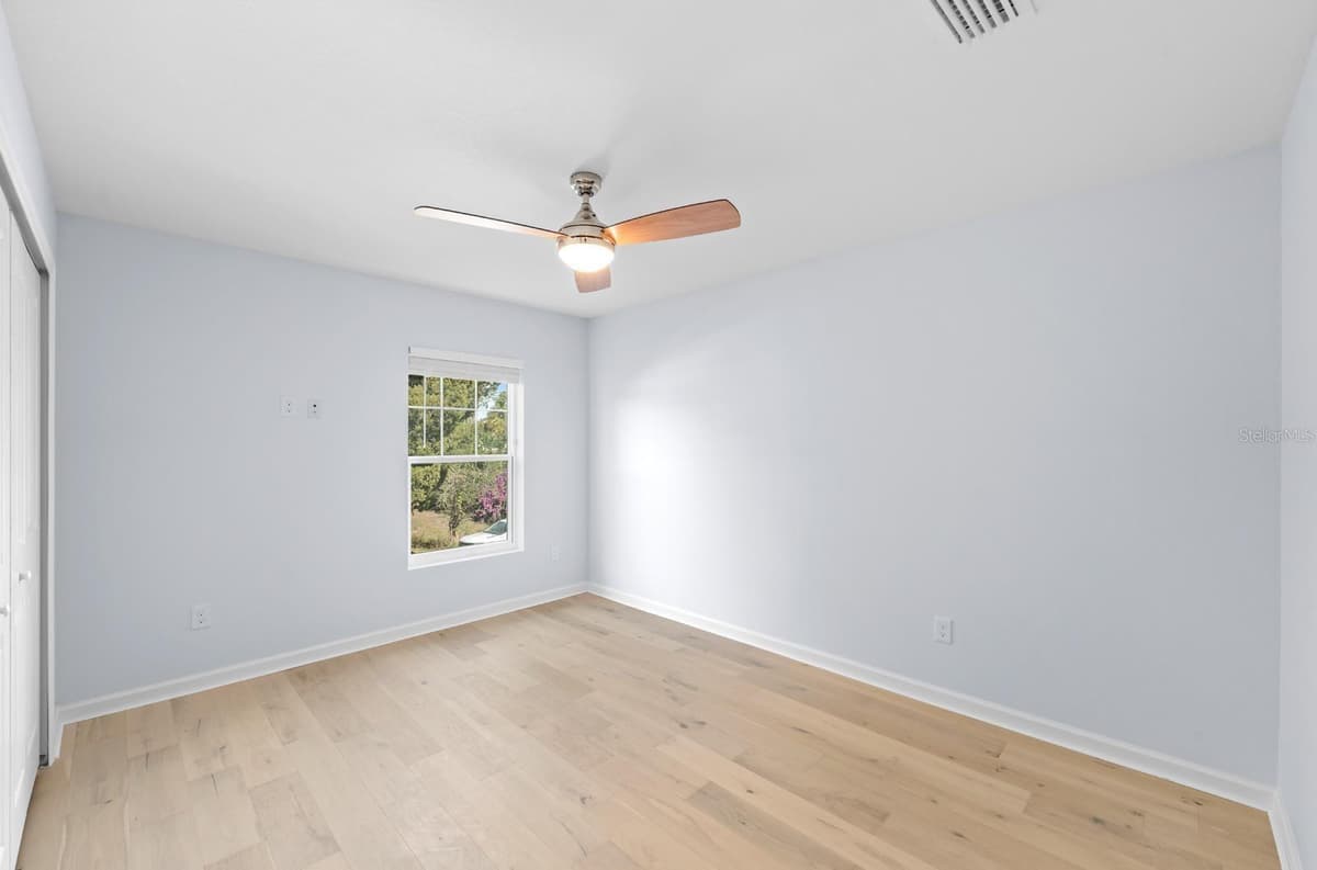 1815 22ND AVENUE — photo 18 of 35