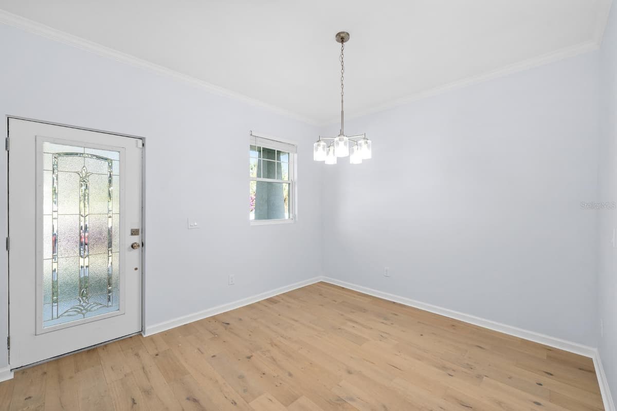 1815 22ND AVENUE — photo 8 of 35