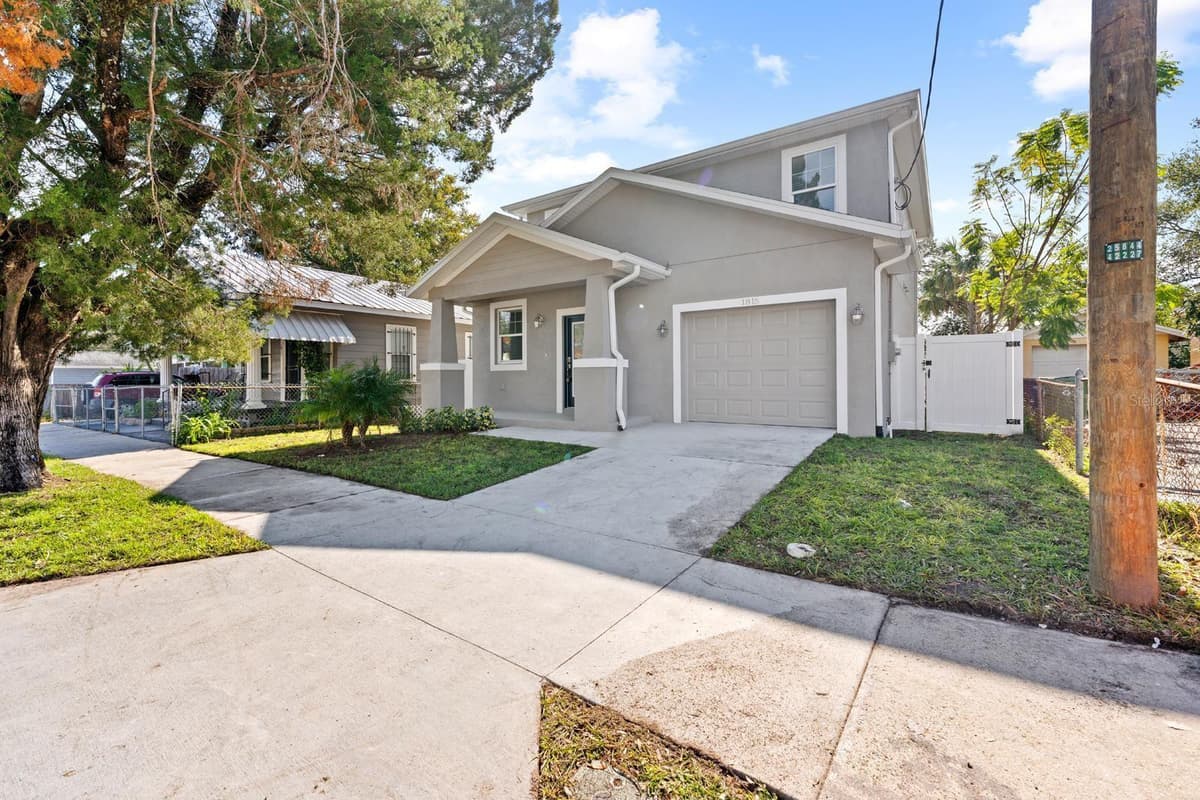 1815 22ND AVENUE — photo 3 of 35