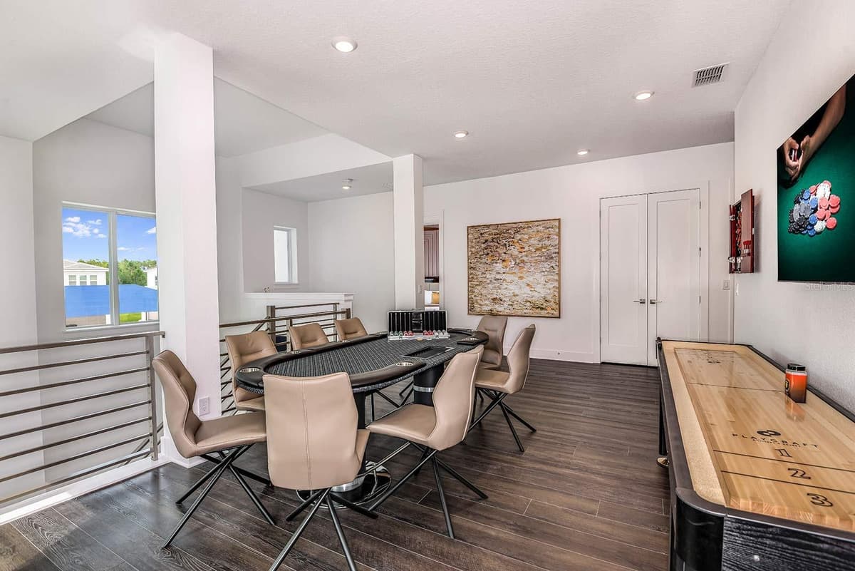 2133 PINE OAK LOOP — photo 15 of 34