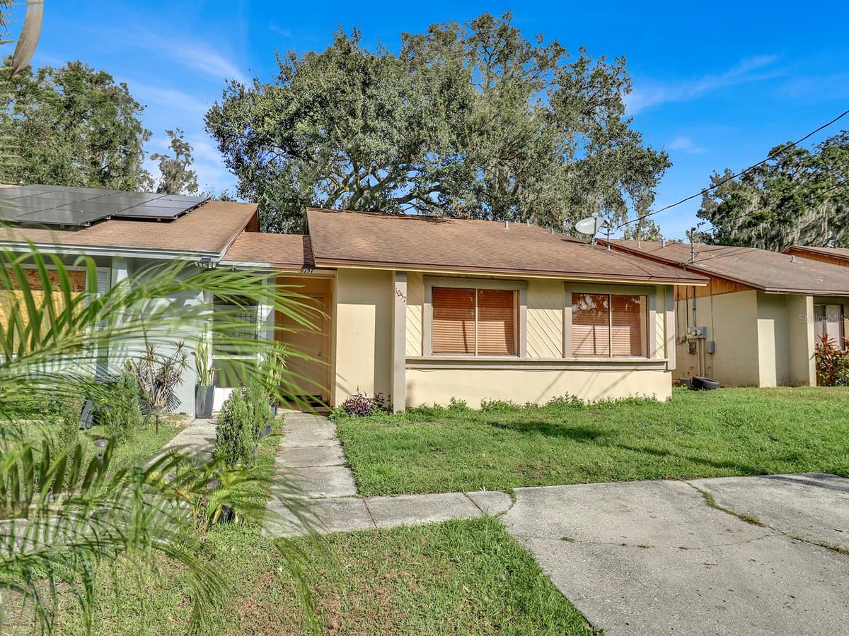 1057 OLD SOUTH DRIVE — photo 9 of 43