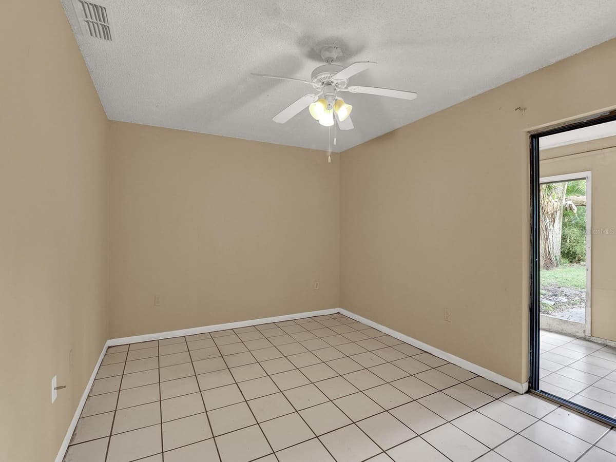 1057 OLD SOUTH DRIVE — photo 27 of 43