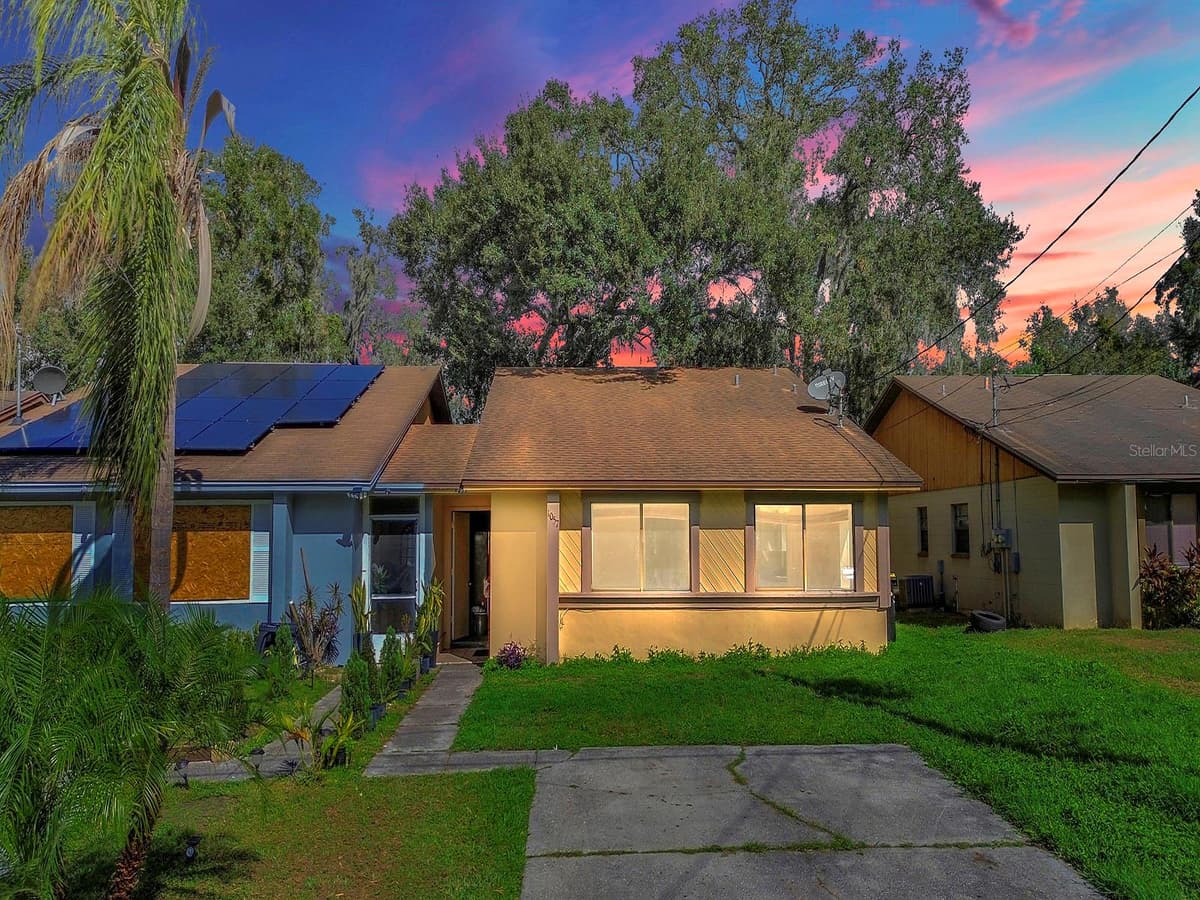 1057 OLD SOUTH DRIVE — photo 1 of 43