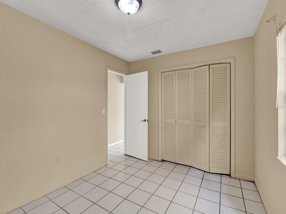 1057 OLD SOUTH DRIVE — photo 23 of 43
