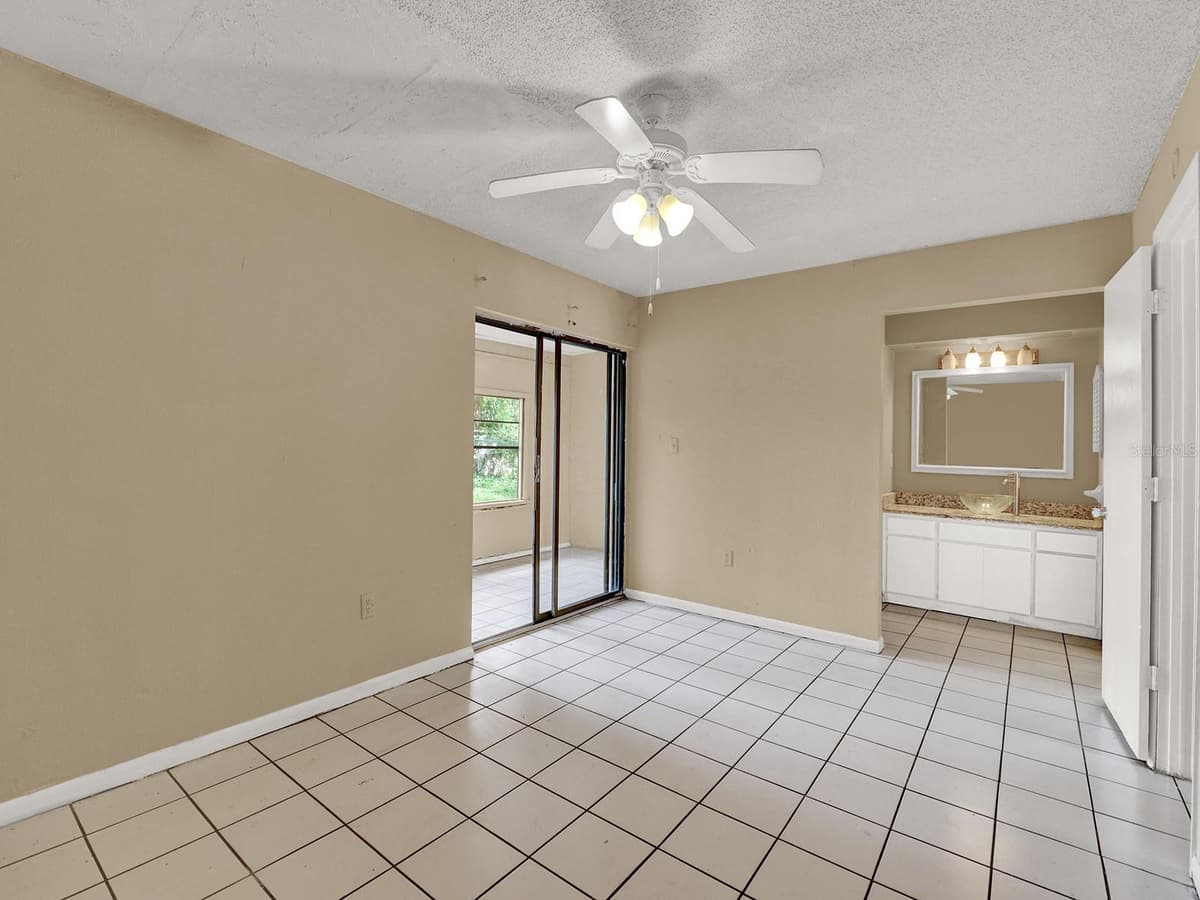 1057 OLD SOUTH DRIVE — photo 29 of 43