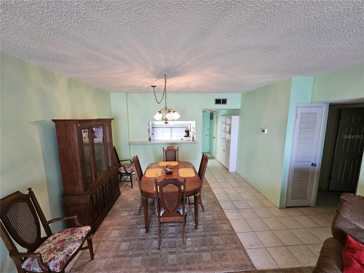 721 S BEACH ST — photo 14 of 39