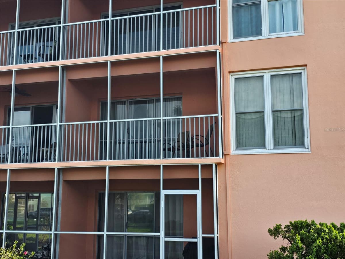721 S BEACH ST — photo 26 of 39