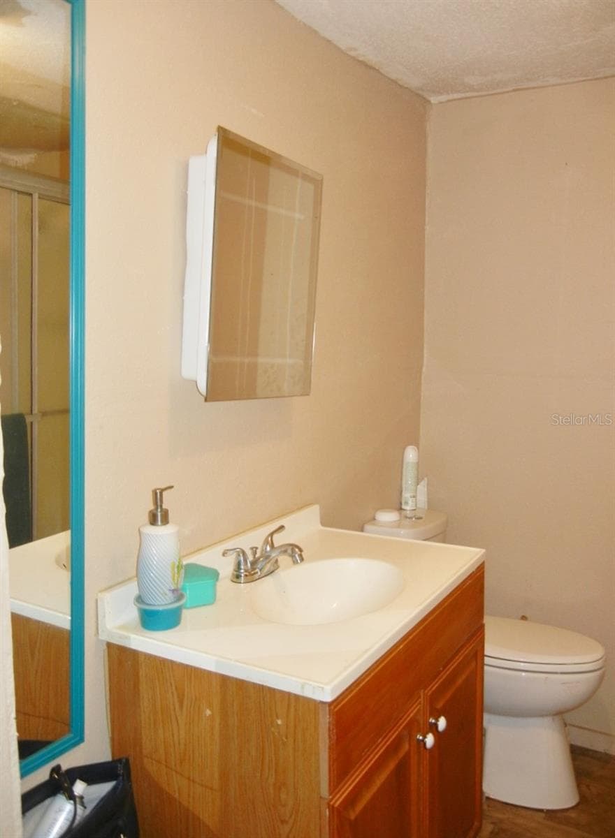 27945 VEVA AVENUE — photo 21 of 27