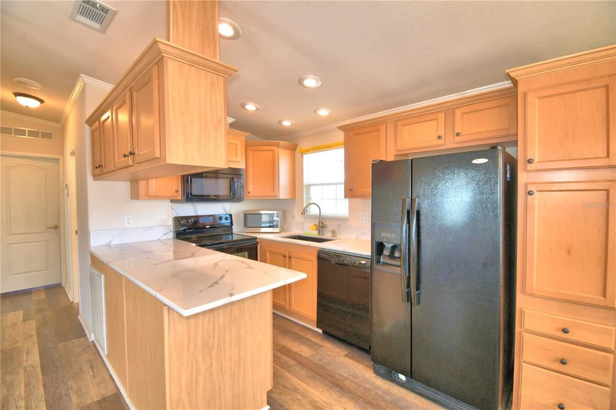 251 PATTERSON ROAD — photo 15 of 50