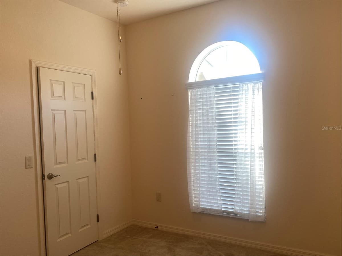 1561 VIENNA SQUARE DRIVE — photo 21 of 44