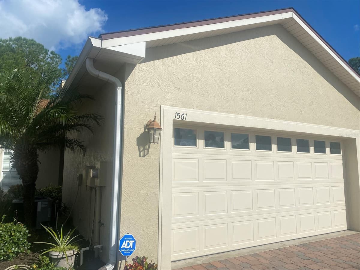 1561 VIENNA SQUARE DRIVE — photo 3 of 44