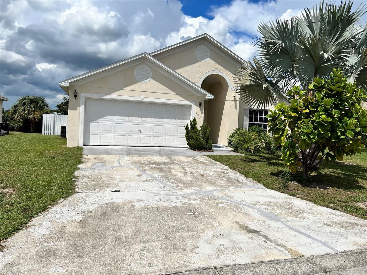 123 OSPREY HEIGHTS DRIVE — photo 1 of 15