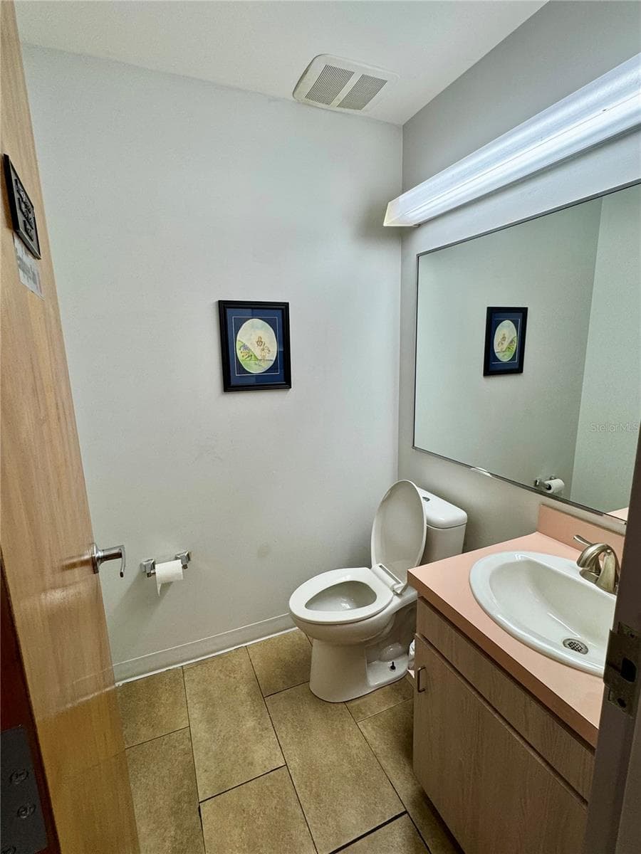 2401 FRIST BOULEVARD — photo 9 of 12