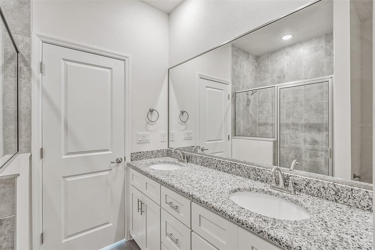 44 LYNNHAVEN PLACE — photo 29 of 42