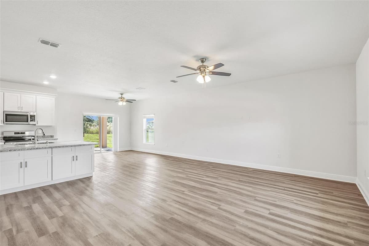 44 LYNNHAVEN PLACE — photo 14 of 42