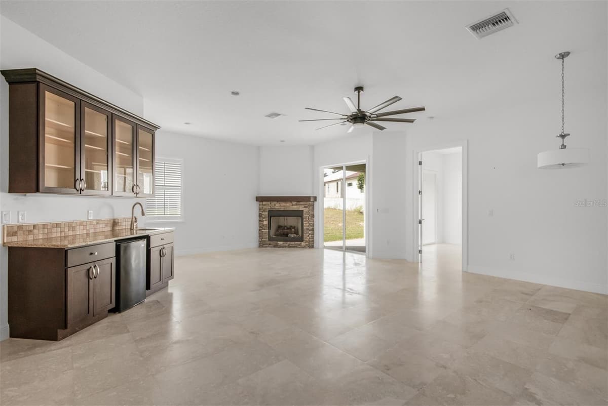 9129 DEER PARK DRIVE — photo 10 of 37