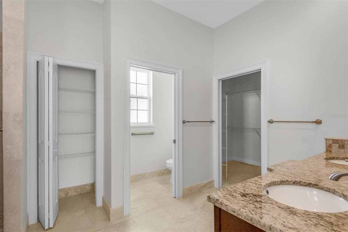9129 DEER PARK DRIVE — photo 17 of 37