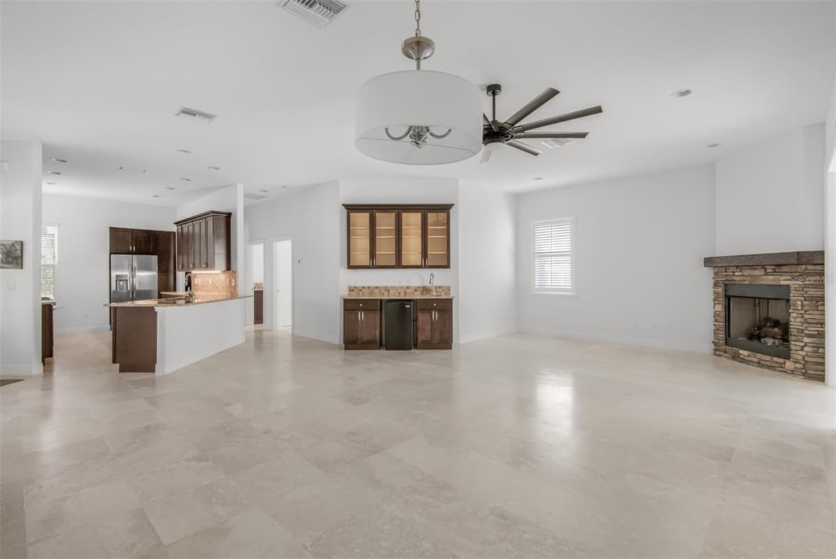 9129 DEER PARK DRIVE — photo 11 of 37
