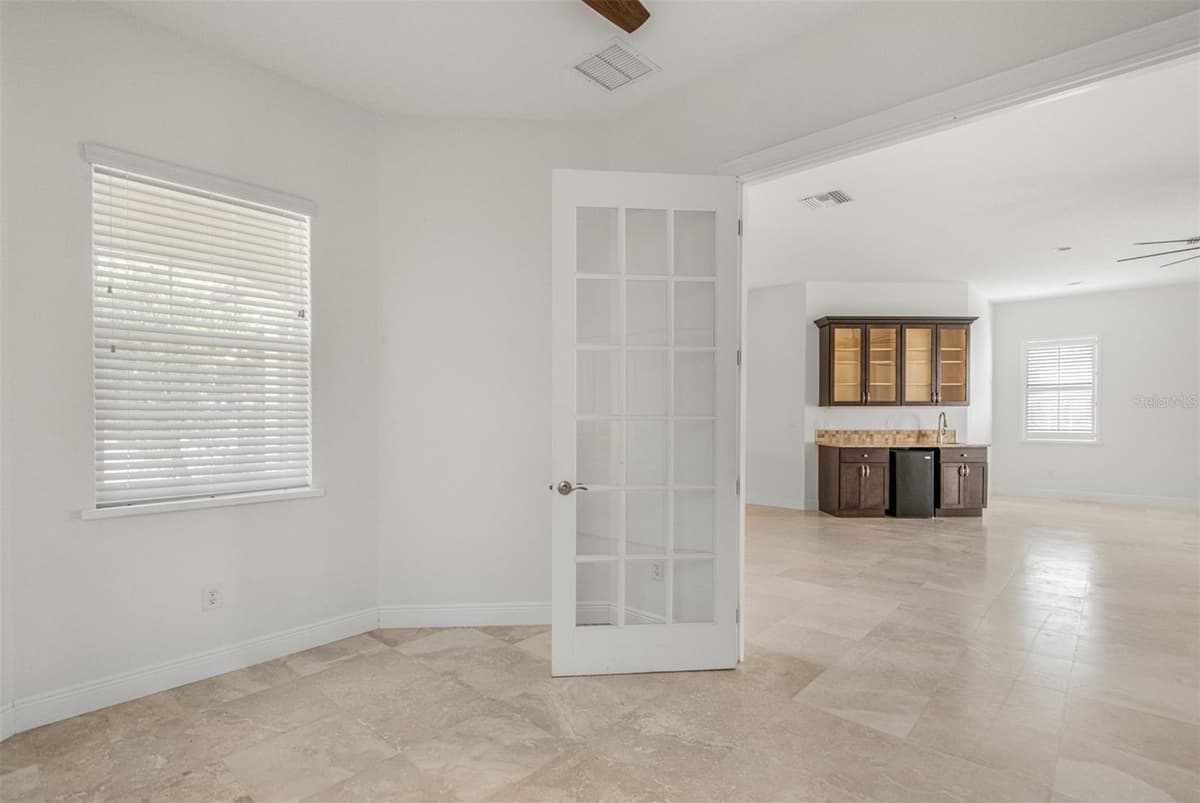 9129 DEER PARK DRIVE — photo 22 of 37