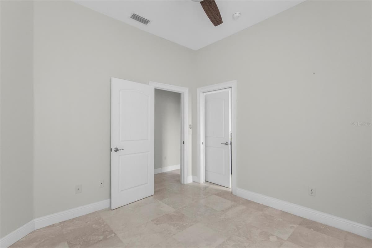 9129 DEER PARK DRIVE — photo 24 of 37