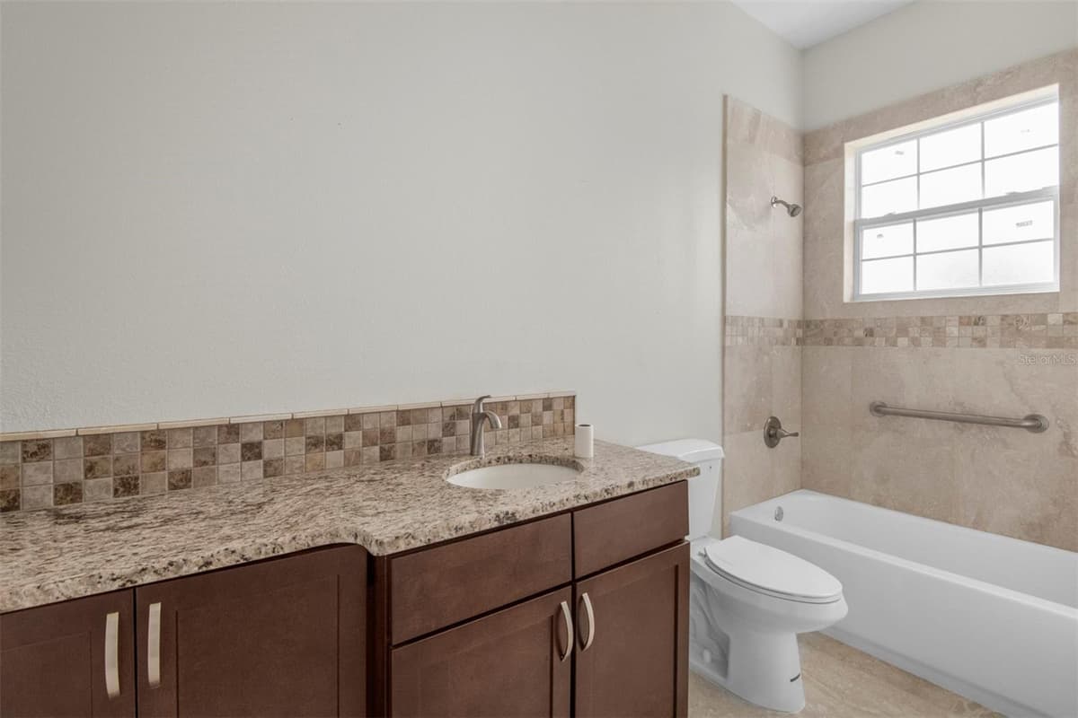 9129 DEER PARK DRIVE — photo 25 of 37
