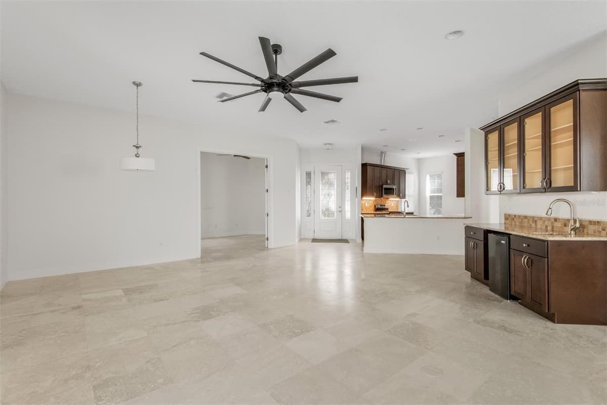 9129 DEER PARK DRIVE — photo 13 of 37