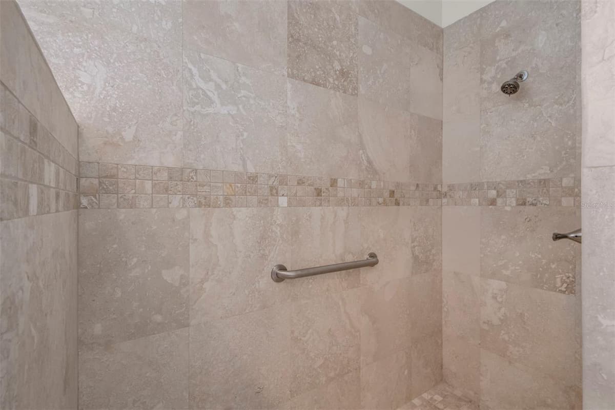 9129 DEER PARK DRIVE — photo 18 of 37