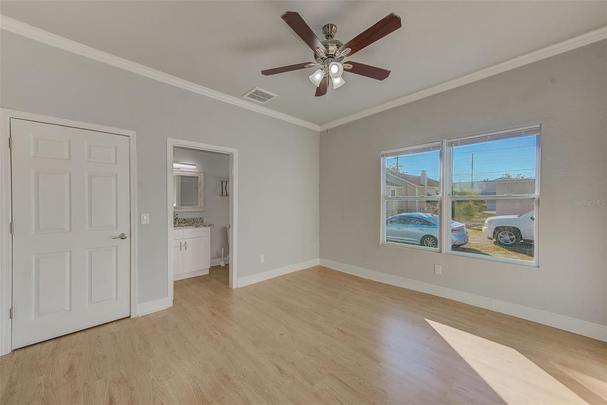 2905 21ST AVENUE — photo 16 of 37